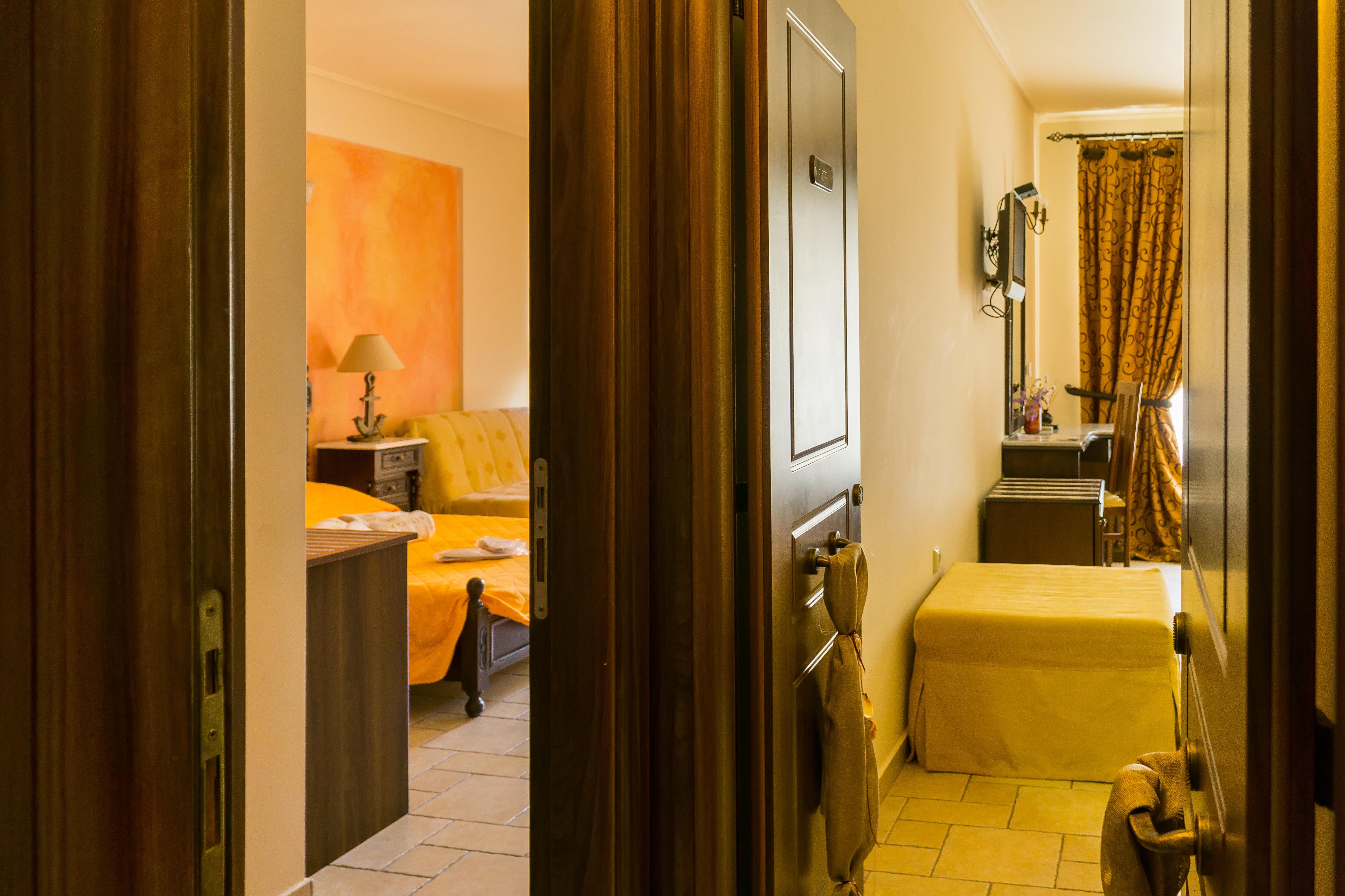 "Epavlis Boutique Galaxidi" Hotel Eksteriør billede