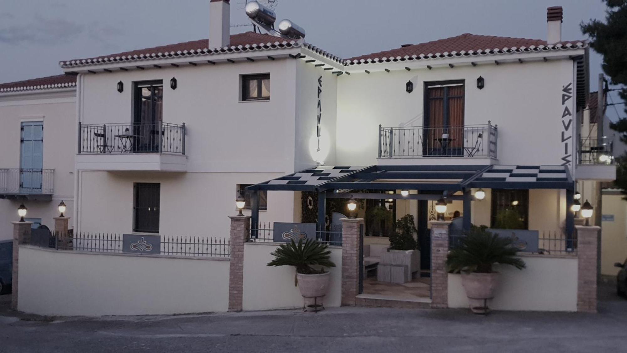"Epavlis Boutique Galaxidi" Hotel Eksteriør billede